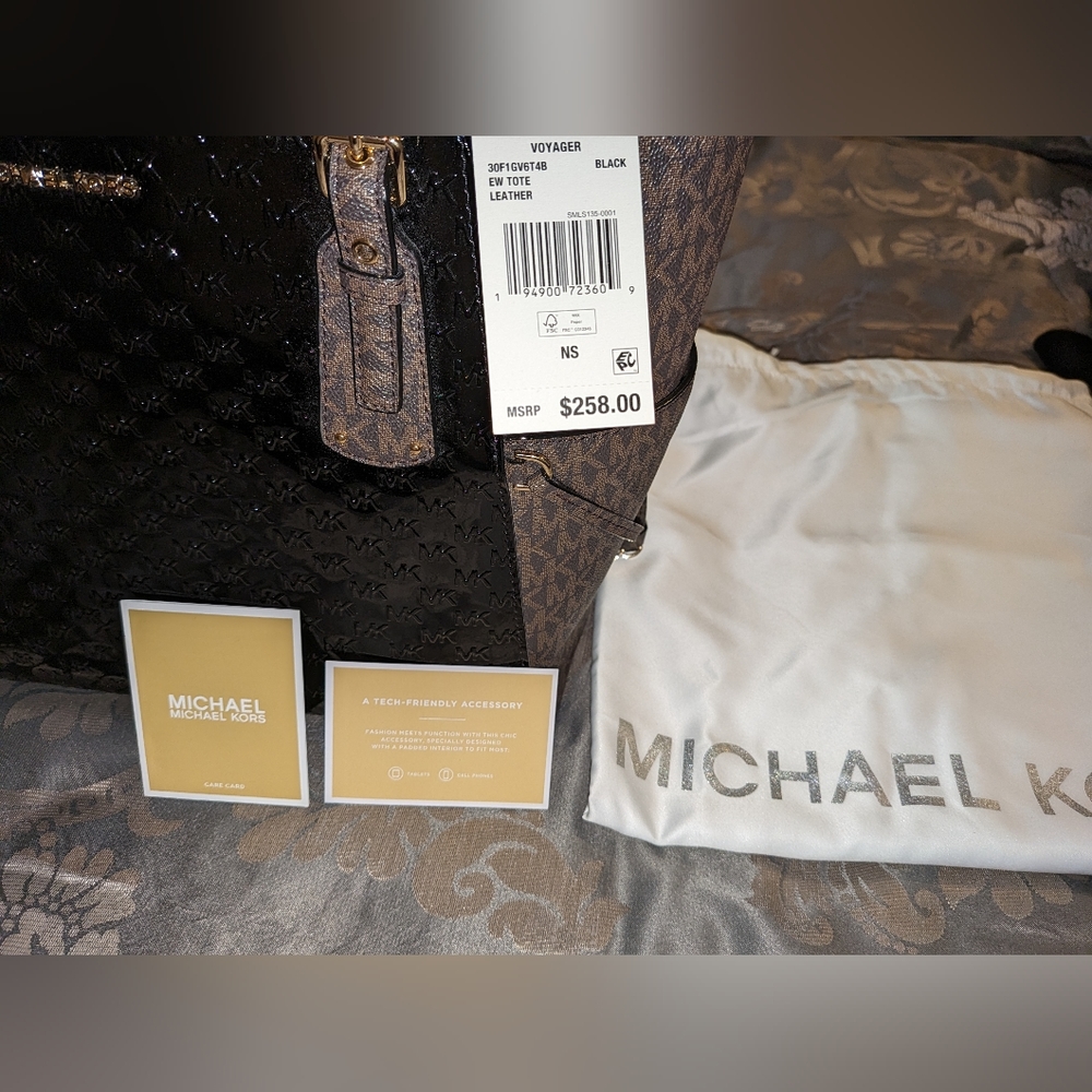 Michael Kors black patent purse tote shoulder satchel travel bag